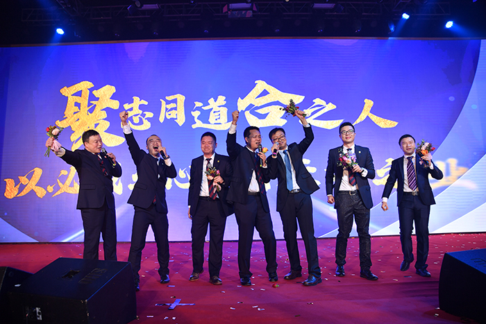 果业大道，正是鑫荣懋的“正义之道”.jpg