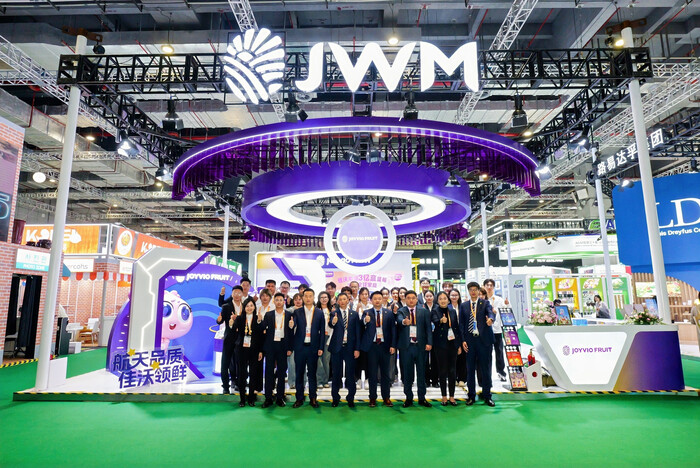 1765852781901386.jpg 合影.jpg