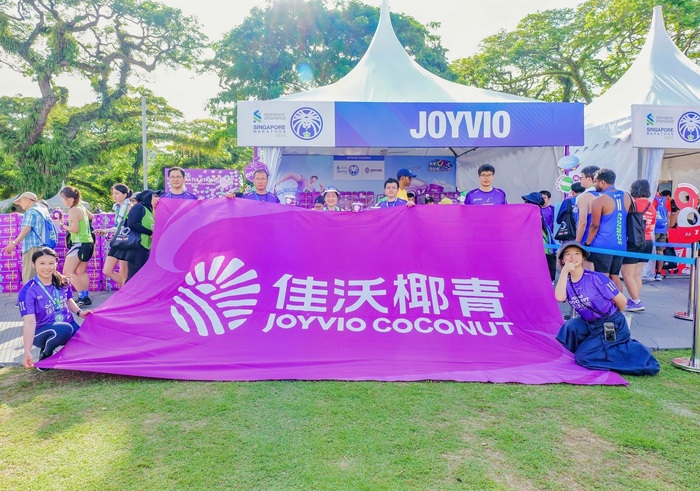 “双马”同辉，佳沃椰青活力助阵新加坡马拉松、深圳马拉松